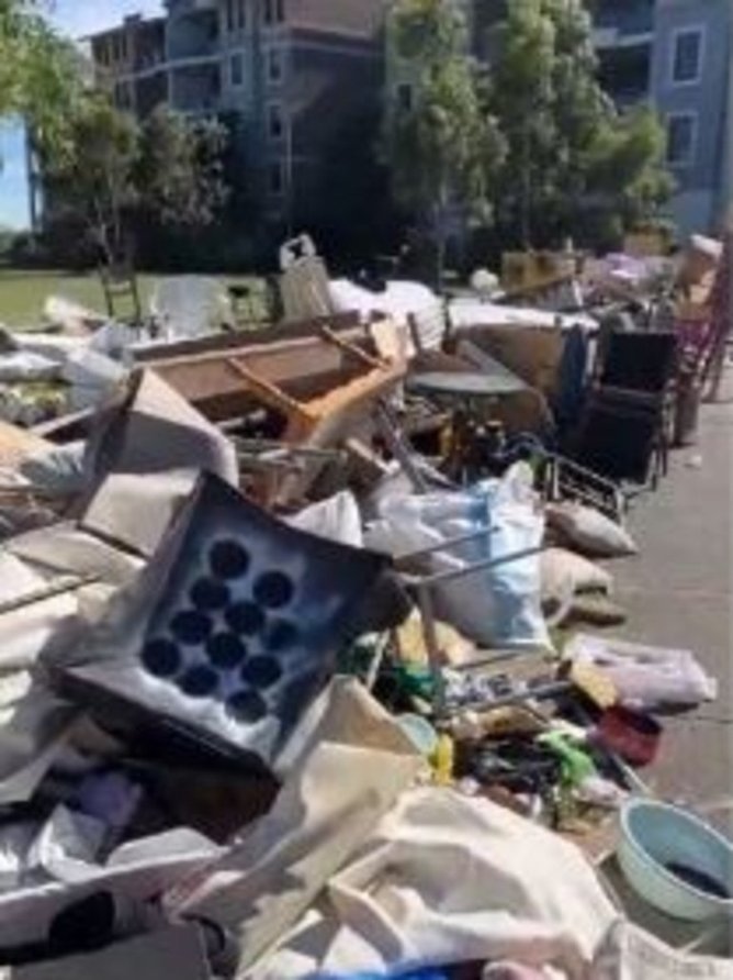 Rubbish is filling up the streets of Lathlain and Carlisle.